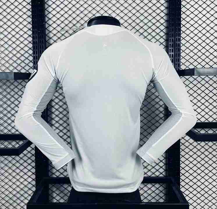Tailandia Camiseta Manga Larga Primera Real Madrid 2025 2026_1