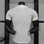 Versión Jugador Camiseta Primera Real Madrid 2025 2026