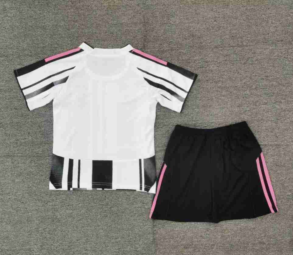 Camiseta Juventus Conjunto Niños Primera 2025 2026_1