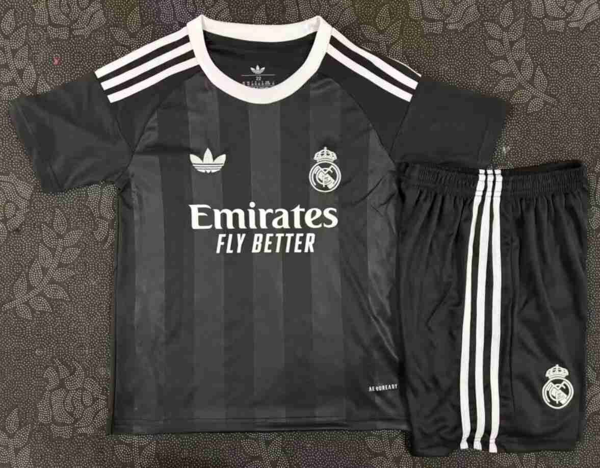 Camiseta Real Madrid Conjunto Niños Portero 2025 2026 Negro