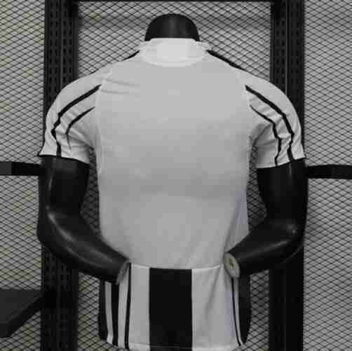 Versión Jugador Camiseta Primera Juventus 2025 2026_1