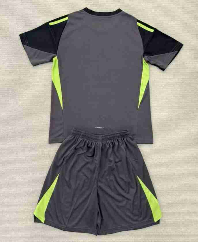 Camiseta Real Madrid Conjunto Niños Porterol 2025 2026_1