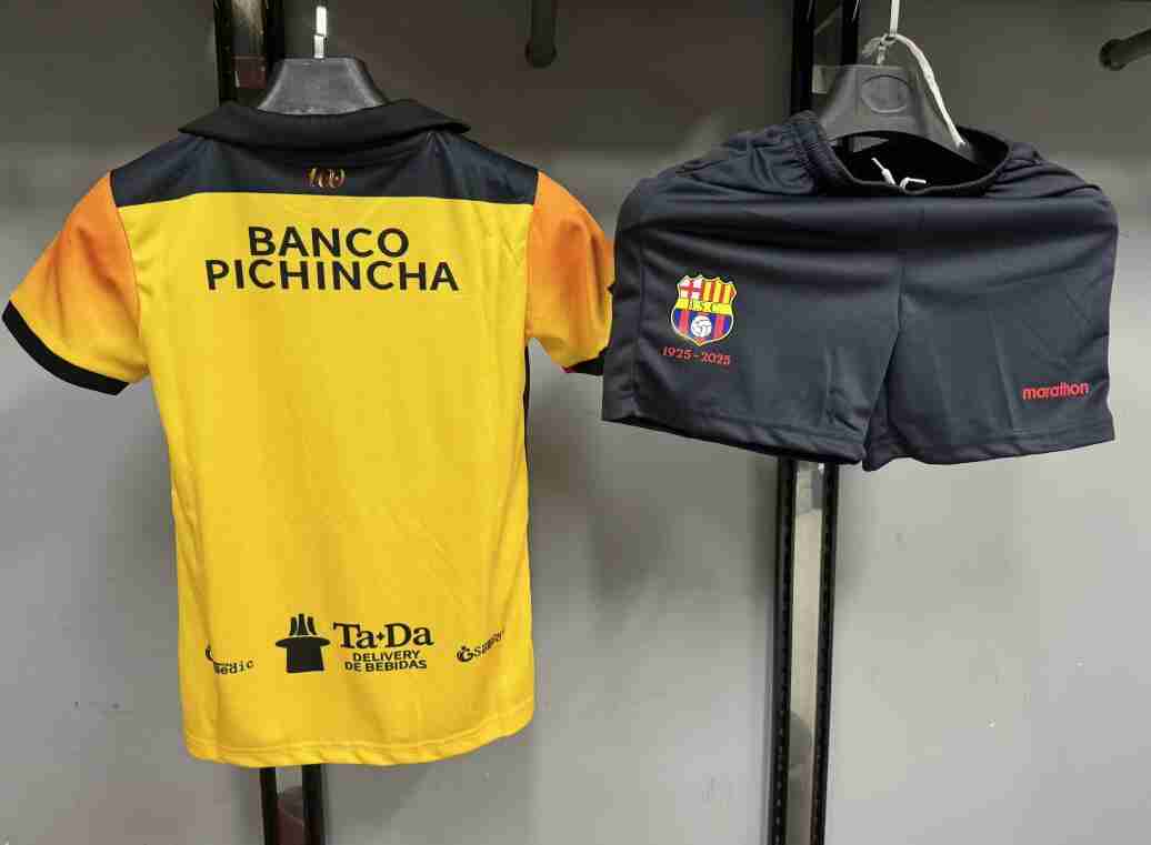 Camiseta FC Barcelona Conjunto Niños 100th 2025 2026_1