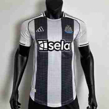 Versión Jugador Camiseta Primera Newcastle United 2025 2026