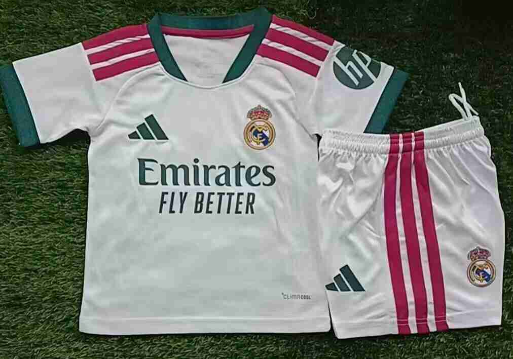 Camiseta Real Madrid Conjunto Niños Primera 2026 2027 Camiseta Real Madrid Conjunto Niños Primera 2026 2027