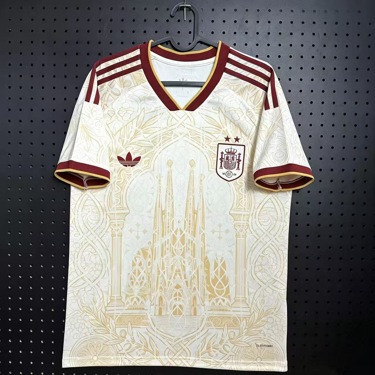Camiseta Edición Conmemorativa España 2026 2027 Blanco-Versión Hincha Camiseta Edición Conmemorativa España 2026 2027 Blanco-Versión Hincha