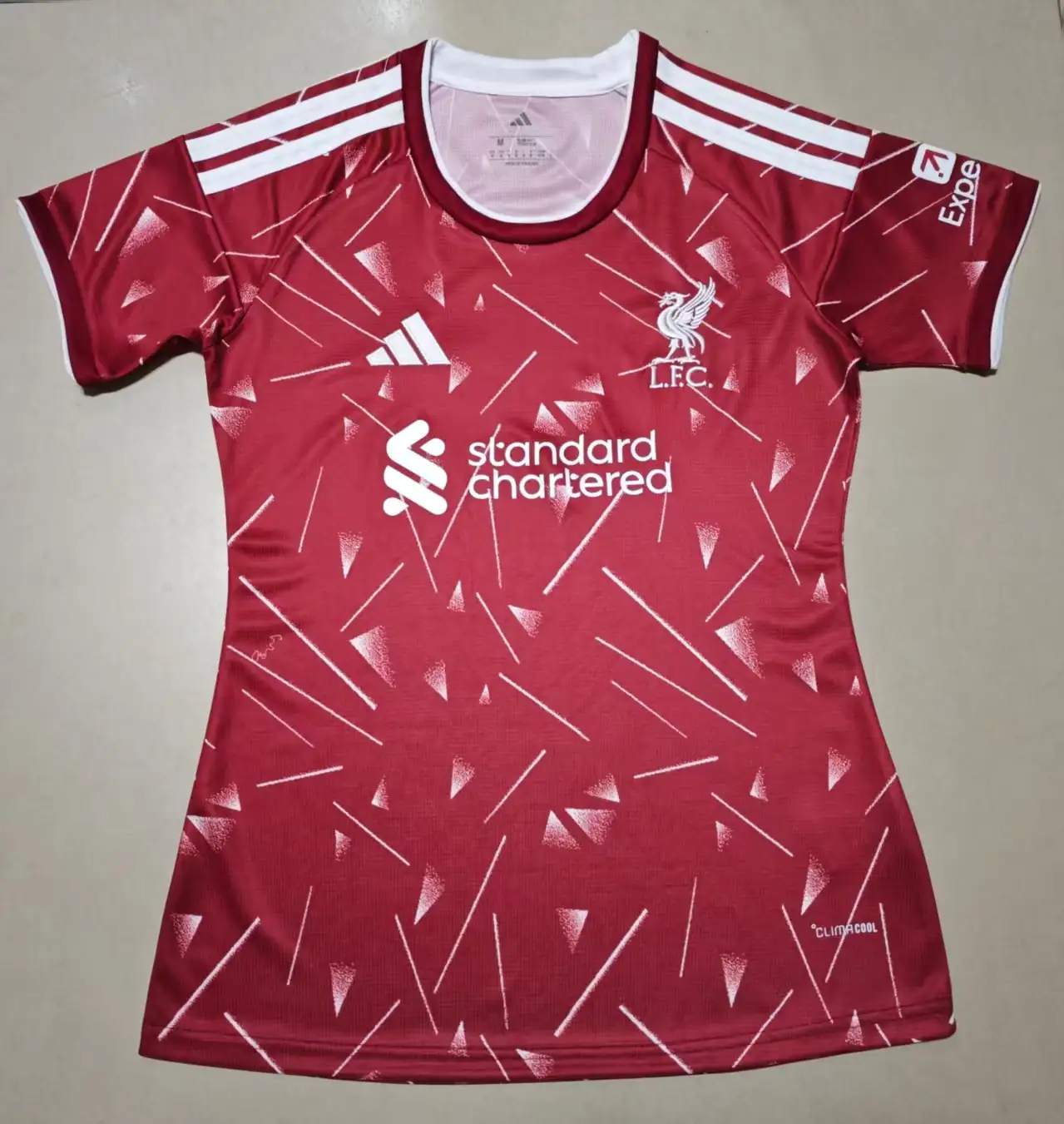 Camiseta Primera Liverpool Mujer 2026 2027-Versión Hincha Camiseta Primera Liverpool Mujer 2026 2027-Versión Hincha
