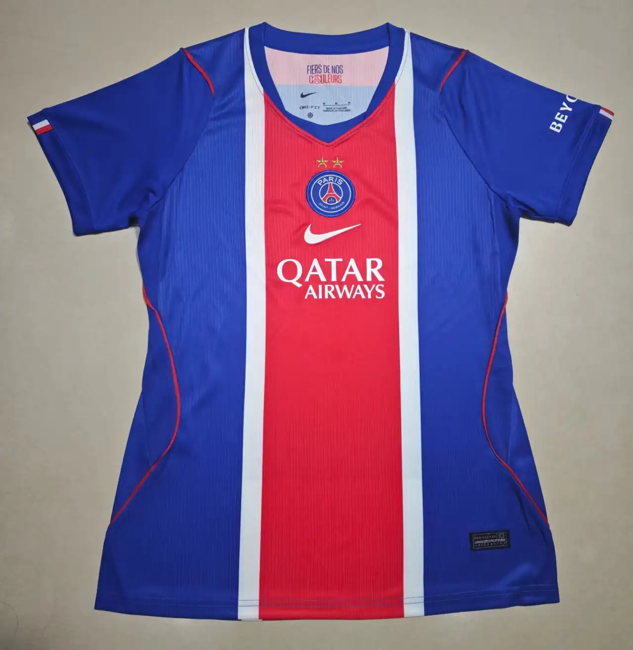 Camiseta Primera Paris Saint Germain Mujer 2026 2027-Versión Hincha Camiseta Primera Paris Saint Germain Mujer 2026 2027-Versión Hincha