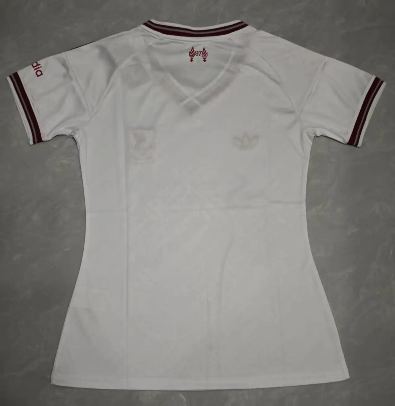 Camiseta Segunda Liverpool Mujer 2026 2027-Versión Hincha_1 Camiseta Segunda Liverpool Mujer 2026 2027-Versión Hincha_1